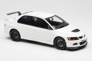 Mitsubishi Lancer Evo VIII MR FQ-400 Alb Otto 1:18 OT777 Rășină - imaginea 4 din 6