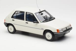 Peugeot 205 Junior Alb Otto 1:18 OT463 Rășină - imaginea 4 din 6