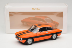 Alfa Romeo 2000 GTV Portocaliu Norev 1:18 187918 Metal - imaginea 8 din 8