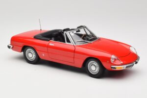 Alfa Romeo 2000 Spider Rosu Minichamps 1:18 180120930 Metal - imaginea 6 din 8