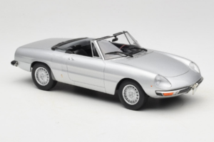 Alfa Romeo 2000 Spider Argintiu Norev 1:18 187884 Metal - imaginea 4 din 6