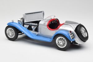 Alfa Romeo 2300 Spider Albastru Argintiu Bburago 1:18 3008 Metal - imaginea 5 din 8