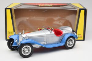 Alfa Romeo 2300 Spider Albastru Argintiu Bburago 1:18 3008 Metal - imaginea 8 din 8