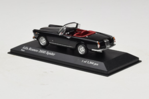 Alfa Romeo 2600 Spider Negru Minichamps 1:43 400120630 Metal - imaginea 3 din 4