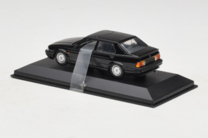 Alfa Romeo 75 3.0 V6 Negru Minichamps 1:43 403120463 Metal - imaginea 3 din 4