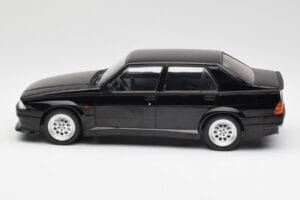 Alfa Romeo 75 Turbo Evoluzione Negru MCG 1:18 MCG18429 Metal - imaginea 3 din 6