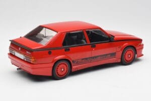 Alfa Romeo 75 Turbo Evoluzione Roșu MCG 1:18 MCG18428 Metal - imaginea 2 din 6