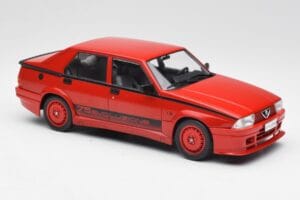 Alfa Romeo 75 Turbo Evoluzione Roșu MCG 1:18 MCG18428 Metal - imaginea 4 din 6
