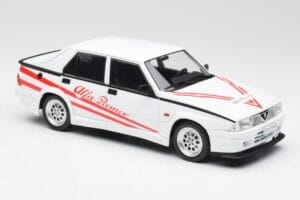 Alfa Romeo 75 Turbo Evoluzione Alb MCG 1:18 MCG18430 Metal - imaginea 4 din 6