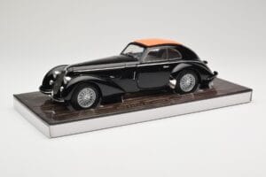 Alfa Romeo 8C 2900B Lungo Negru Minichamps 1:18 100120421 Metal - imaginea 3 din 8