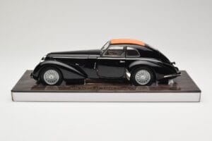 Alfa Romeo 8C 2900B Lungo Negru Minichamps 1:18 100120421 Metal