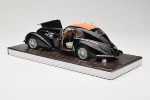Alfa Romeo 8C 2900B Lungo Negru Minichamps 1:18 100120421 Metal - imaginea 5 din 8