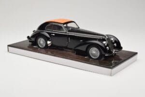 Alfa Romeo 8C 2900B Lungo Negru Minichamps 1:18 100120421 Metal - imaginea 6 din 8