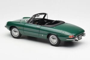 Alfa Romeo Duetto Spider Verde AUTOart 1:18 70138 Metal - imaginea 7 din 8
