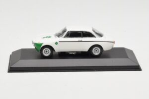 Alfa Romeo Giulia 1300 GTA Junior Alb Minichamps 1:43 400120601 Metal