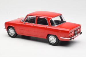 Alfa Romeo Giulia Nuova Super Roșu MCG 1:18 MCG18145 Metal - imaginea 5 din 6