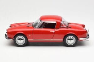 Alfa Romeo Giulietta 1300 Spider Roșu AUTOart 1:18 70157 Metal - imaginea 4 din 8