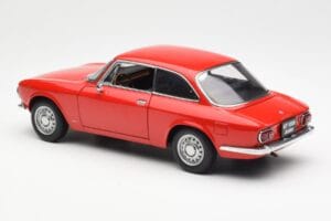 Alfa Romeo GT 1300 Junior LHD Roșu AUTOart 1:18 70131 Metal - imaginea 7 din 8