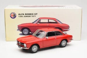 Alfa Romeo GT 1300 Junior LHD Roșu AUTOart 1:18 70131 Metal - imaginea 8 din 8