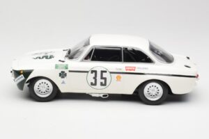 Alfa Romeo GTA 1300 Junior #35 C. Colzani / Pooky / G. Venturi 4 Hours of Jarama 1972 Minichamps 1:18 155721235 Metal - imaginea 3 din 6