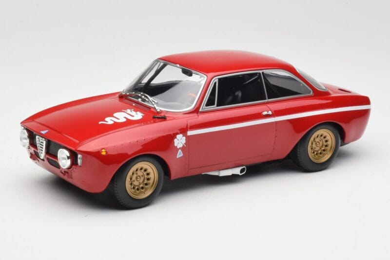 Alfa Romeo GTA 1300 Junior Roșu Minichamps 1:18 155120020 Metal