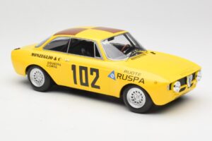 Alfa Romeo GTA 1300 #102 Squadra Corse R. Zanetti / M. Ruspa / Monzeglio Targa Florio 1971 Minichamps 1:18 155711202 Metal - imaginea 4 din 6
