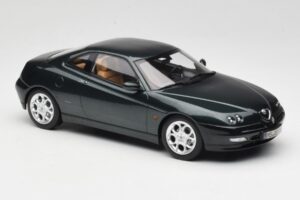 Alfa Romeo GTV 916 Coventry Green Metallic Norev 1:18 187842 Metal - imaginea 4 din 6
