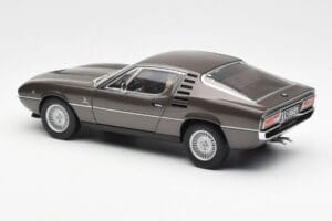 Alfa Romeo Montreal Maro Metalic AUTOart 1:18 70173 Metal - imaginea 7 din 8