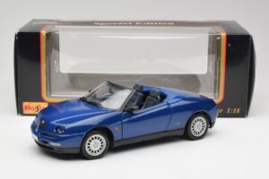 Alfa Romeo Spider 916 Periwinkle Albastru Maisto 1:18 50308 Metal - imaginea 7 din 7