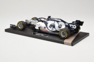 AlphaTauri Honda AT01 #26 D. Kvyat Italian GP 2020 Minichamps 1:18 117200826 Metal - imaginea 5 din 6