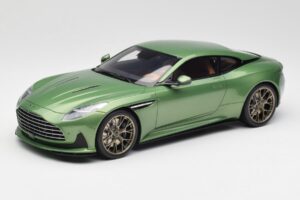 Aston Martin DB12 Verde GT Spirit 1:18 GT466 Rășină
