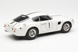 Aston Martin DB4 GT Zagato #1 24 Hours of Le Mans 1961 CMC 1:18 M-139 Metal - imaginea 2 din 6