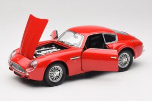 Aston Martin DB4 GT Zagato Roșu Road Signature 1:18 92728 Metal - imaginea 2 din 8