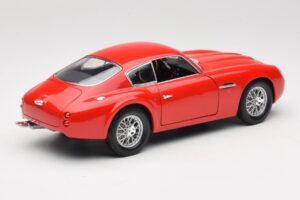Aston Martin DB4 GT Zagato Roșu Road Signature 1:18 92728 Metal - imaginea 3 din 8