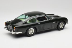 Aston Martin DB5 California Salvie Chrono 1:18 H1001 Metal - imaginea 3 din 8