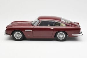 Aston Martin DB5 Dubonnet Roșu AUTOart 1:18 70213 Metal - imaginea 4 din 8