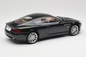 Aston Martin DB9 Negru Solido 1:18 15025600 Metal - imaginea 3 din 8