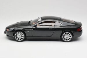 Aston Martin DB9 Negru Solido 1:18 15025600 Metal - imaginea 4 din 8