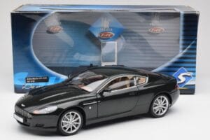 Aston Martin DB9 Negru Solido 1:18 15025600 Metal - imaginea 8 din 8