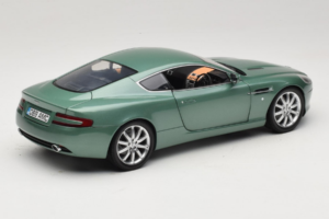 Aston Martin DB9 Verde Minichamps 1:18 150137322 Metal - imaginea 3 din 8