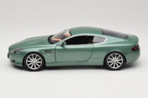 Aston Martin DB9 Verde Minichamps 1:18 150137322 Metal - imaginea 4 din 8