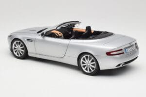 Aston Martin DB9 Volante Argintiu Minichamps 1:18 150137334 Metal - imaginea 7 din 8