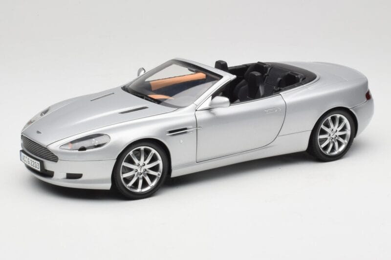 Aston Martin DB9 Volante Argintiu Minichamps 1:18 150137334 Metal