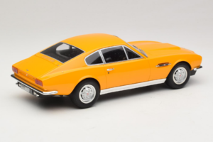 Aston Martin DBS Galben GT Spirit 1:18 GT079 Rășină - imaginea 2 din 6