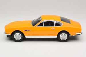 Aston Martin DBS Galben GT Spirit 1:18 GT079 Rășină - imaginea 3 din 6