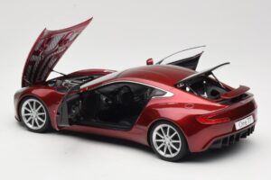 Aston Martin One-77 Diavolo Red AUTOart 1:18 70245 Metal - imaginea 5 din 8