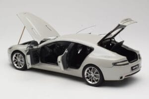 Aston Martin Rapide S Silver Fox AUTOart 1:18 70258 Metal - imaginea 5 din 8
