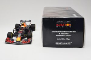 Aston Martin Red Bull Racing RB15 #33 M. Verstappen Winner Brazil GP 2019 Minichamps 1:18 110191933 Metal - imaginea 6 din 6