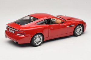 Aston Martin V12 Vanquish Roșu Bburago 1:18 33334063 Metal - imaginea 3 din 8
