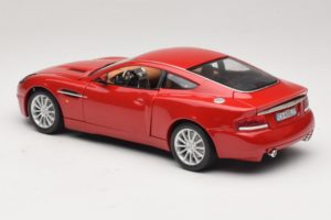 Aston Martin V12 Vanquish Roșu Bburago 1:18 33334063 Metal - imaginea 7 din 8